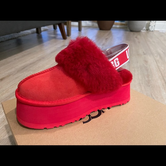 UGG Shoes | Nib Ugg Funkette Platform Clog Slipper 9 Red | Poshmark